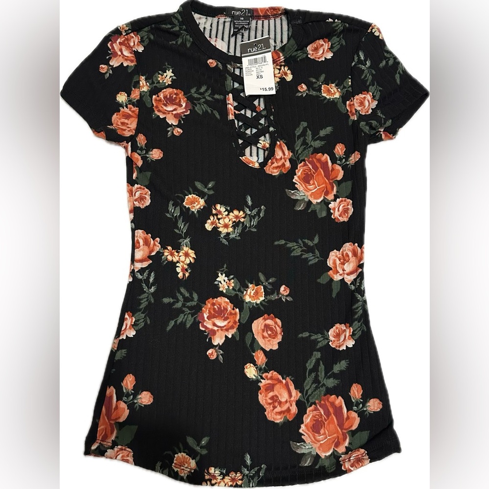 Rue 21 Floral Ribbed Top-Womens XS NWT